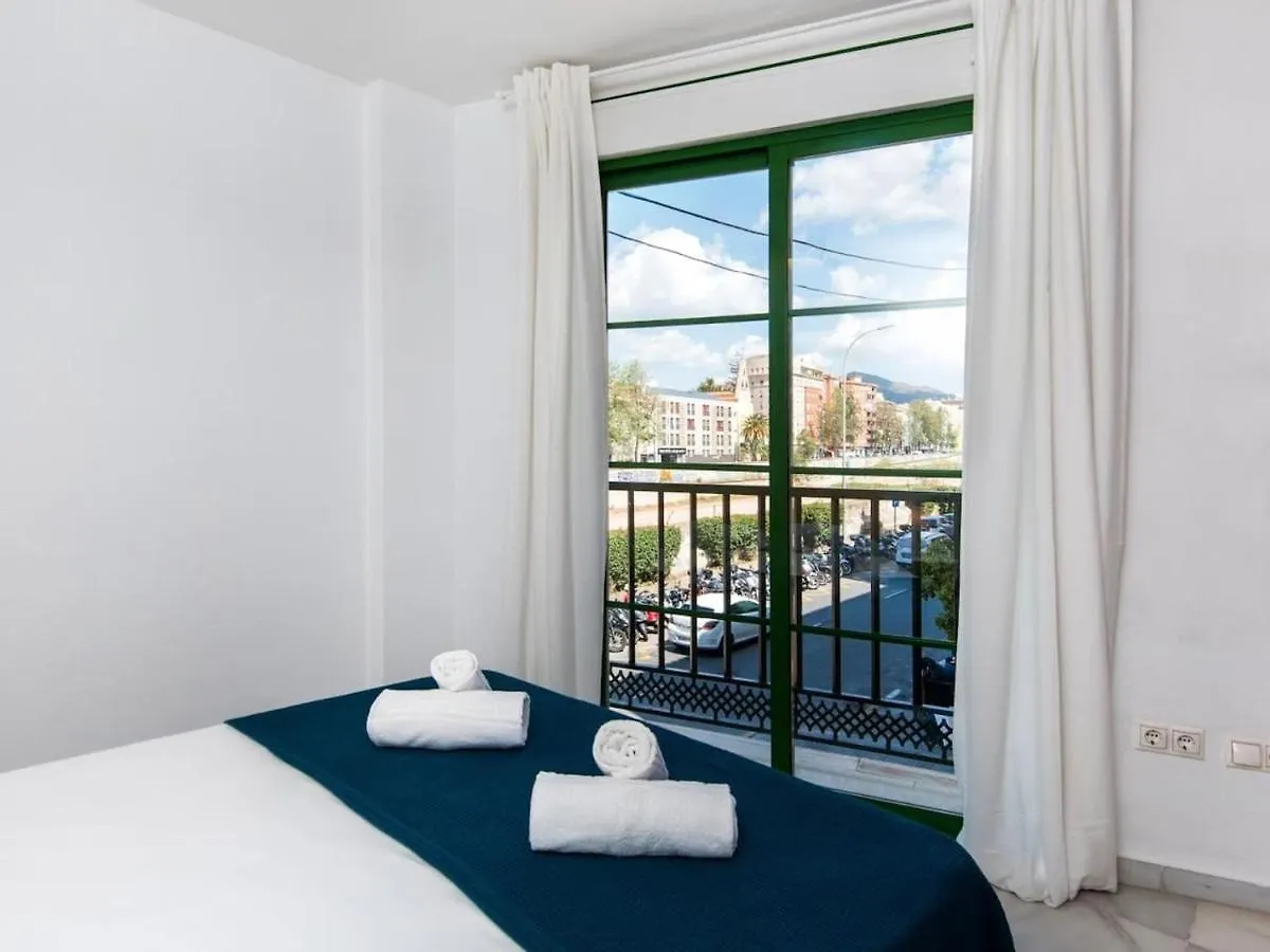 Rosaleda Center Apartment Málaga 0*,